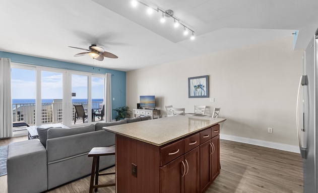 Laketown Wharf #1314 10