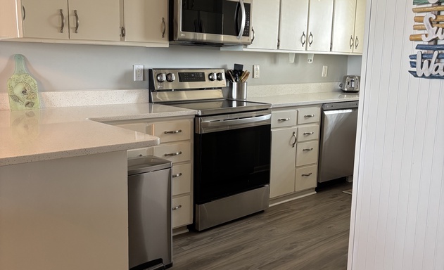 Regency Towers #0307 5