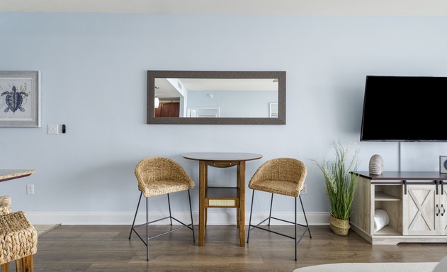 Laketown Wharf #1824 6