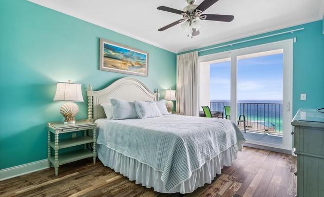 Laketown Wharf #1825 8