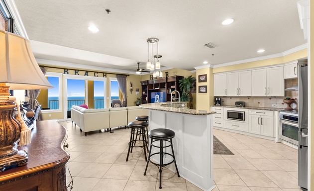 Grand Panama #1-2201