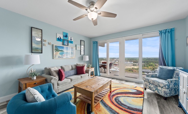 Laketown Wharf #1730