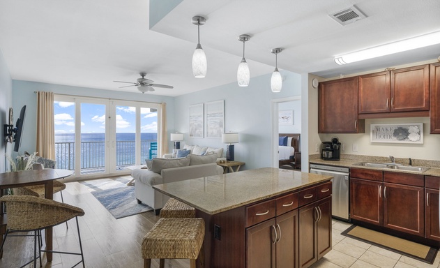 Laketown Wharf #1824 8