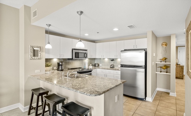 Grand Panama #1-1704 5