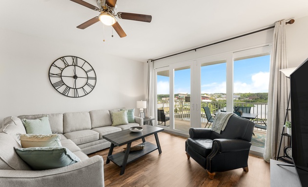 Laketown Wharf #0628