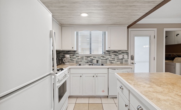 Gulf Highlands #106 9