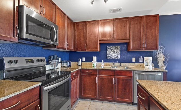 Laketown Wharf #1537 9