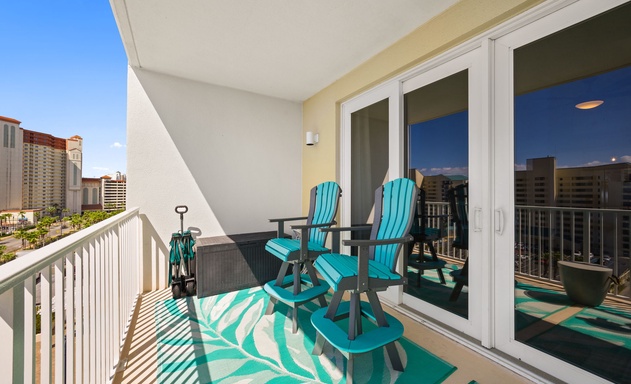 Laketown Wharf #0703 4