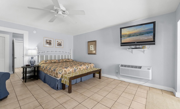 Salt Life Bungalow 2