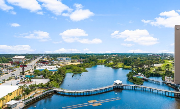 Laketown Wharf #1231 4