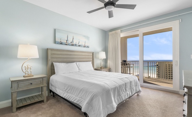 Laketown Wharf #1209 3