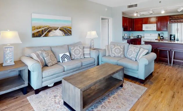 Laketown Wharf #1038 2