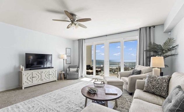 Laketown Wharf #0702