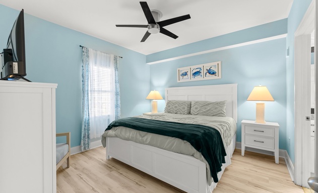 Laketown Wharf #0920 5