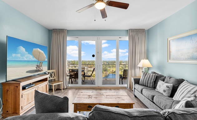 Laketown Wharf #1931 2