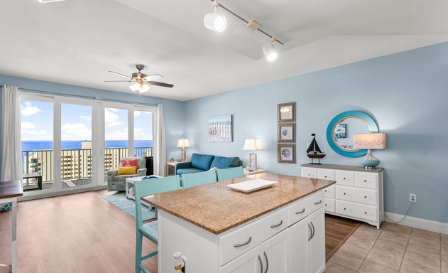 Laketown Wharf #1305 6