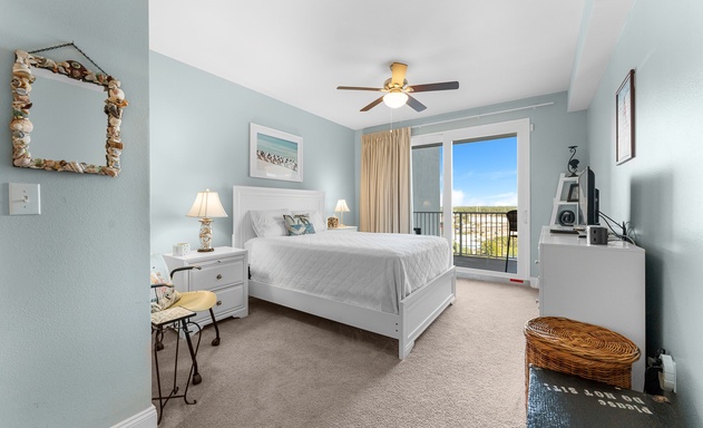 Laketown Wharf #1232 3