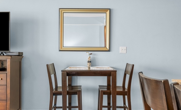 Laketown Wharf #1516 9