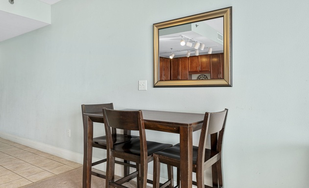 Laketown Wharf #1115 8
