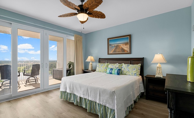 Laketown Wharf #1433 8