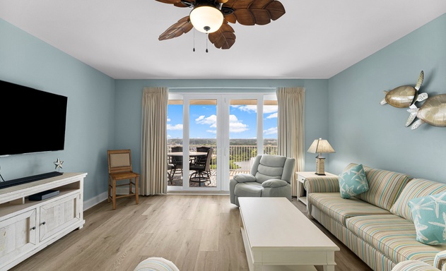 Laketown Wharf #1433 2