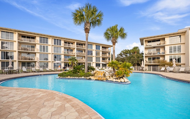 HP 35W Gulf Front Condo 4