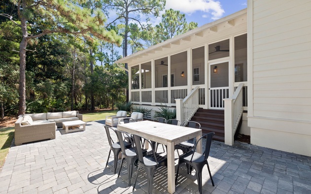The Hammock House 4