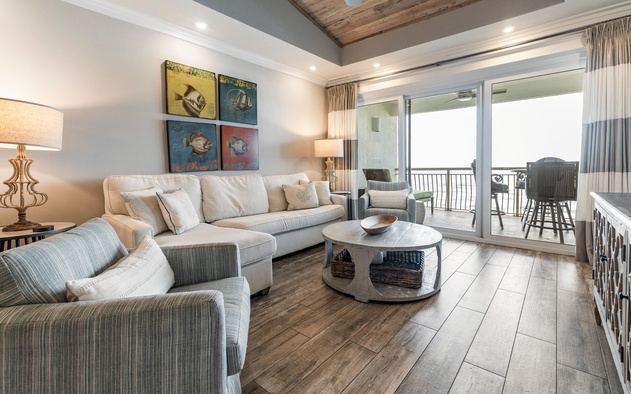 HP 45E Gulf Front Condo 2
