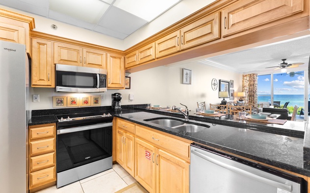 HP 15E Gulf Front Condo 3