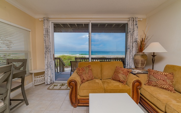 Captain Ron's Beach Pad 9