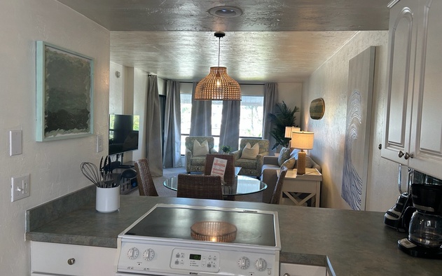 The Salty Perch at Runaway Bay 8