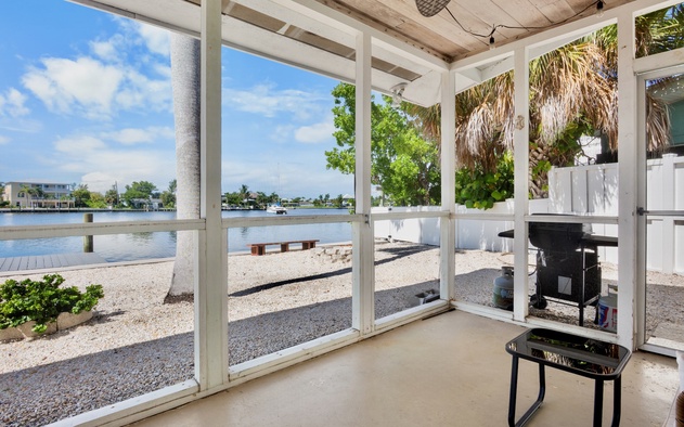 Bay Cottage 6