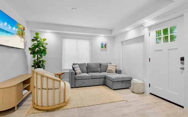 Bay Breezes at Bayside Bungalow 9