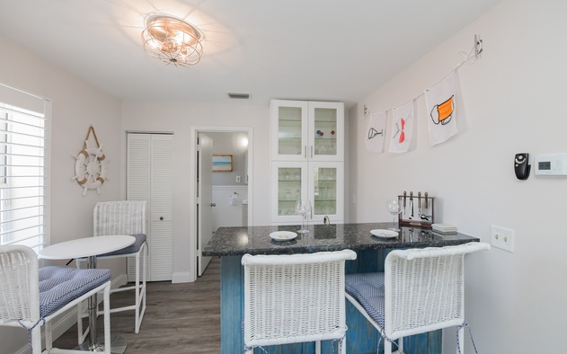 The Deckhouse 5