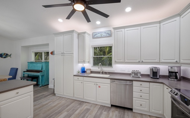 Dolphin Pointe 10