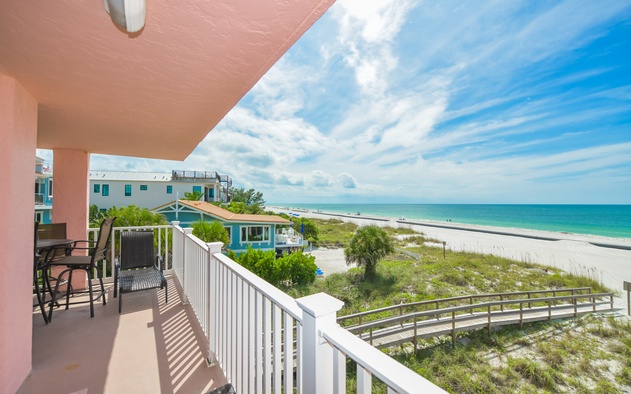 Anna Maria Island Club 20 8