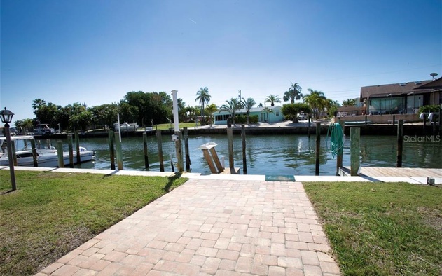 Dockside Bay Escape 7