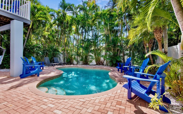Castaway Cottage