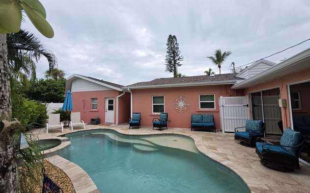Coral Palms 2
