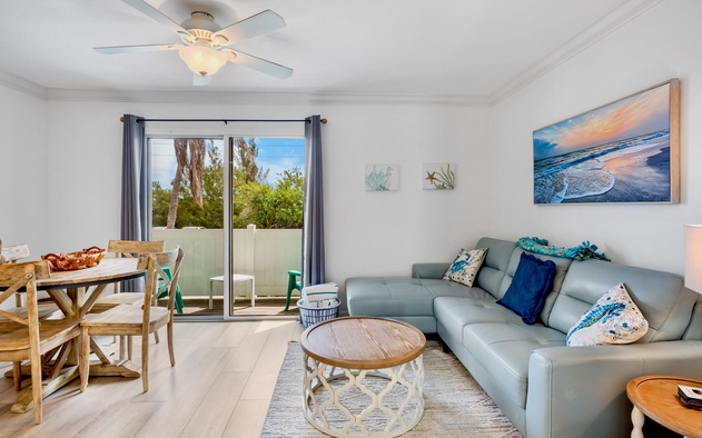 Tropical Terrace 3 7