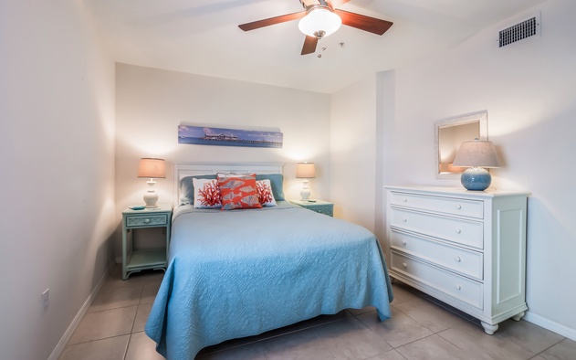 Sandy Pointe 7