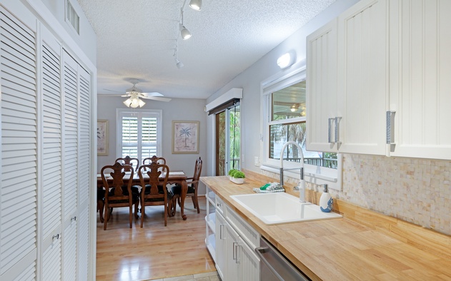 Island Tropical Villa 9