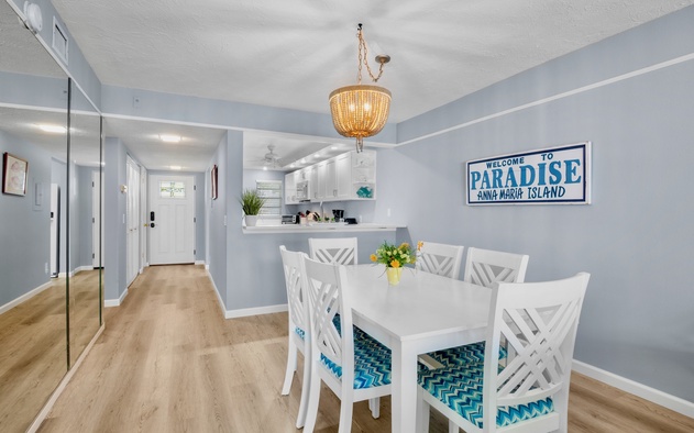 Sun Plaza West Unit 110 6
