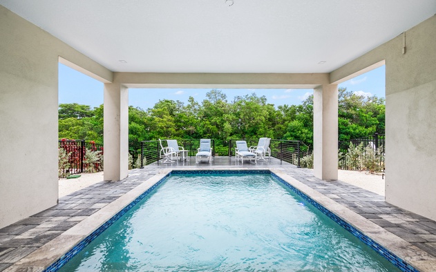 Coastal Escape at Hunter's Point