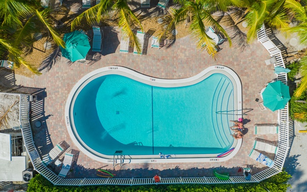 Coconuts Beachfront #112 2