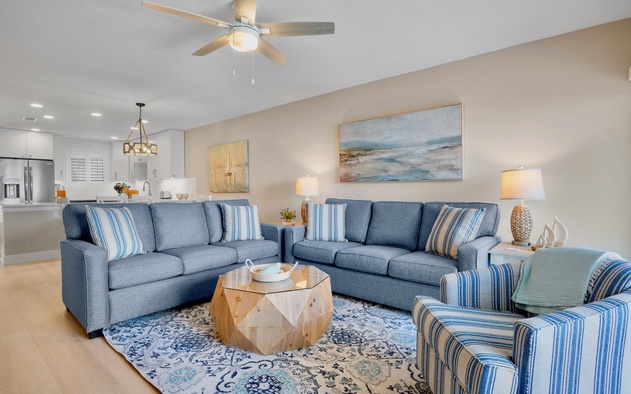 Beach and Bay Getaway at Runaway Bay #139 5
