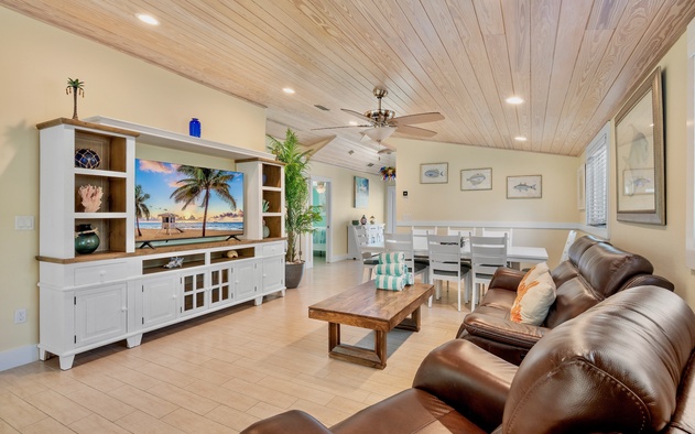 Bean Point Bungalow 10