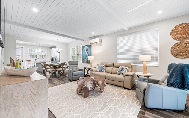 Coastal Escape at Hunter's Point 4