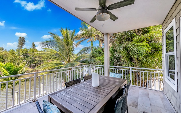 Paradise on Pine 10