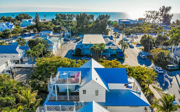 Antigua Bay 4